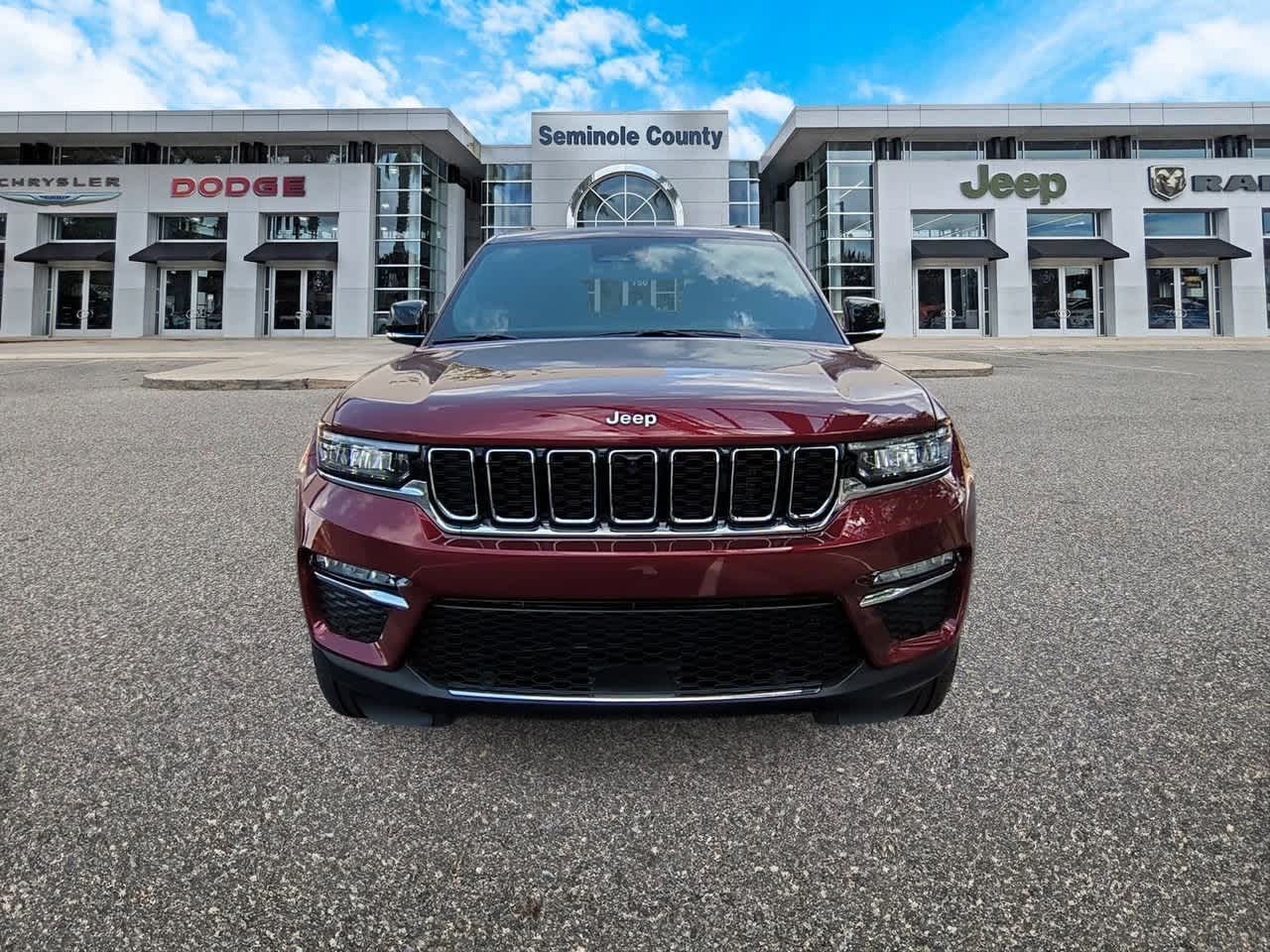 Thumbnail: 2025 Jeep Grand Cherokee - 3