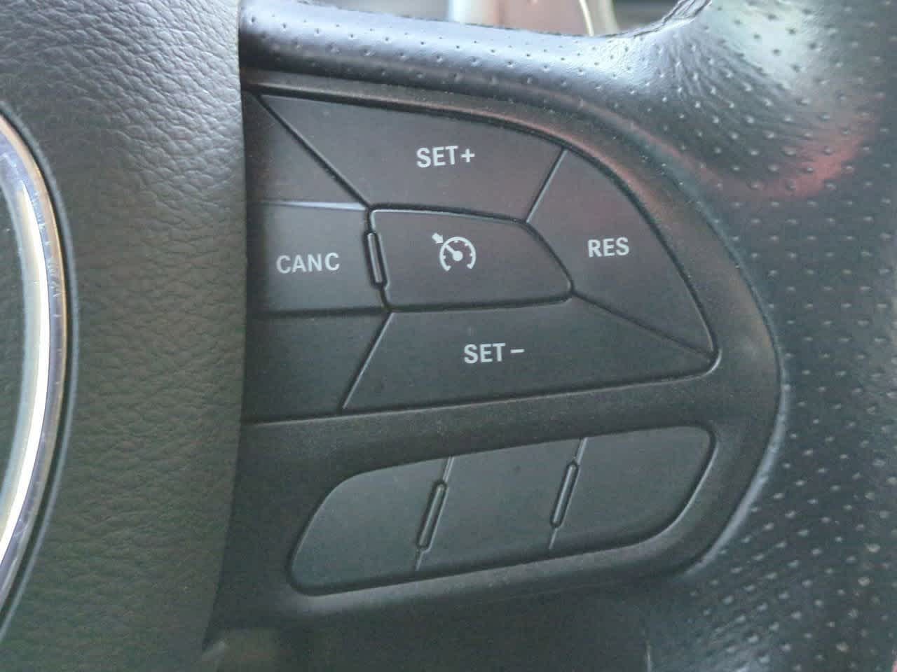 Thumbnail: 2021 Dodge Charger - 24