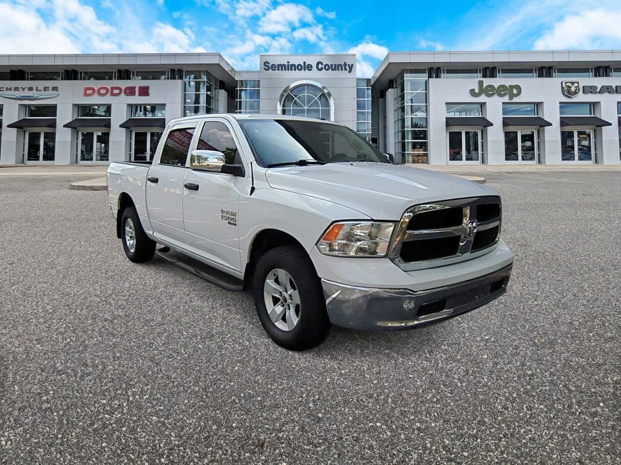 Thumbnail: 2021 RAM 1500 Classic - 2