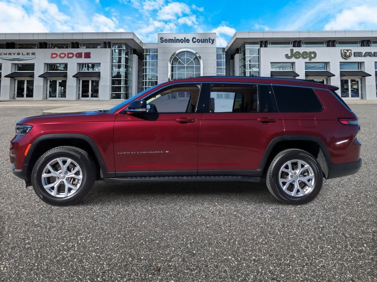 Thumbnail: 2022 Jeep Grand Cherokee L - 5