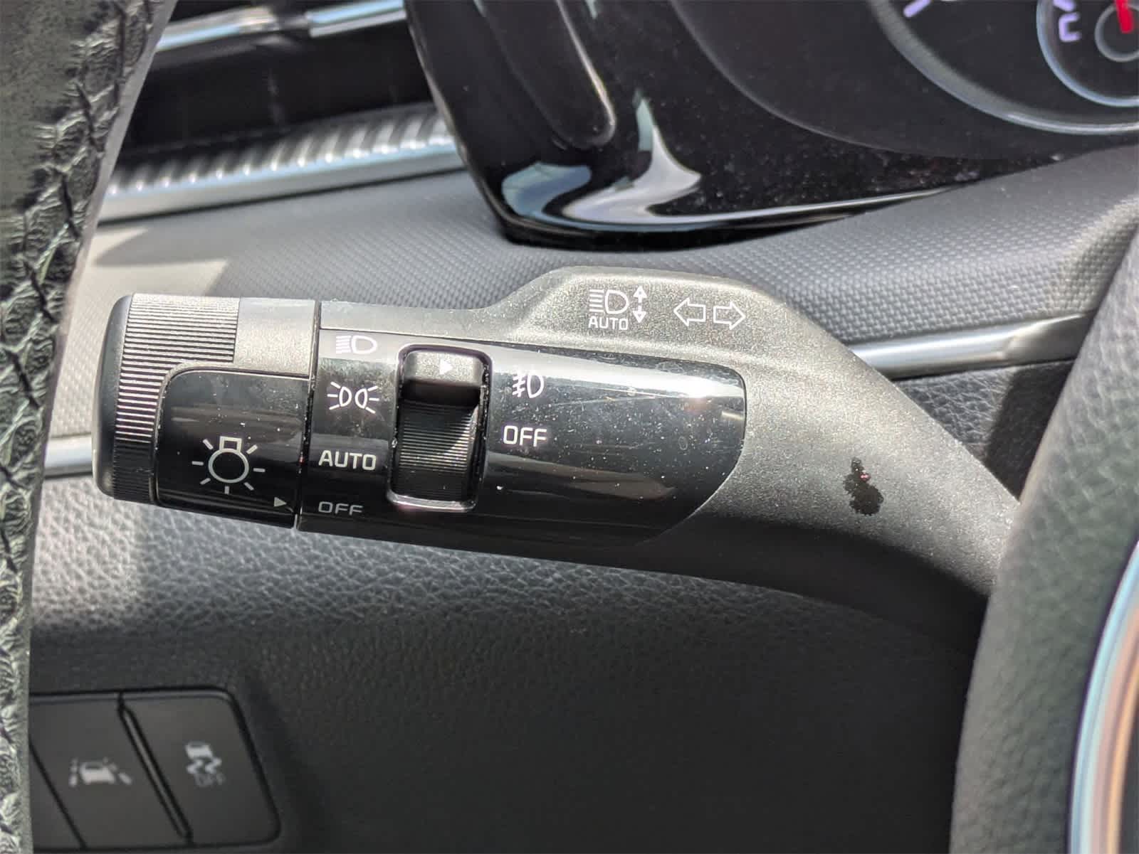 Thumbnail: 2022 Kia K5 - 6