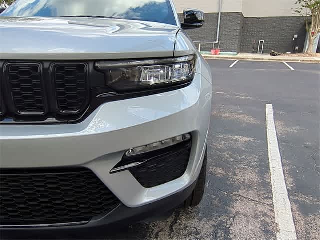 Thumbnail: 2025 Jeep Grand Cherokee - 11