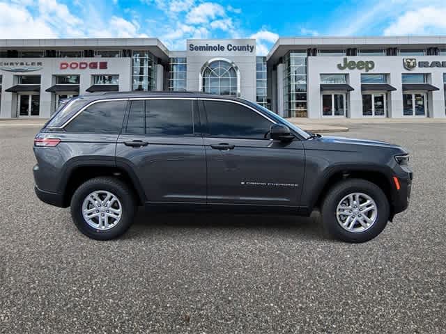 2025 Jeep Grand Cherokee Laredo 9