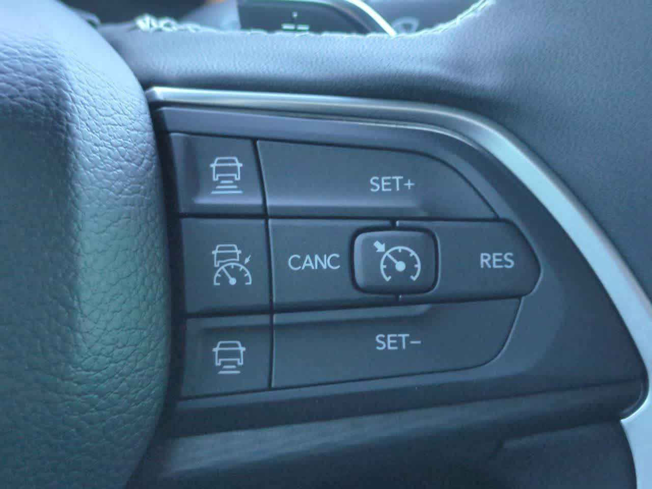 Thumbnail: 2025 Jeep Grand Cherokee L - 25