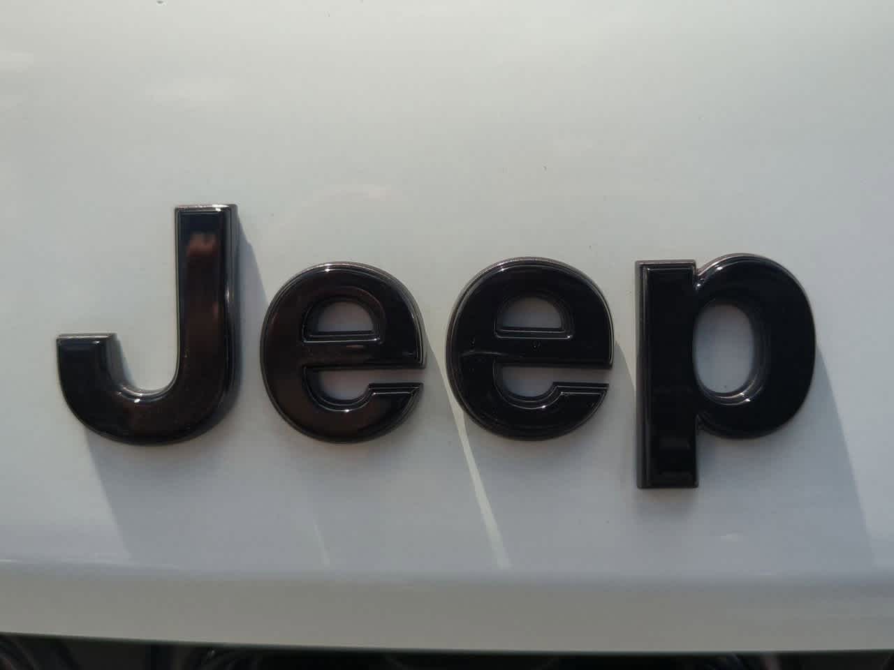 Thumbnail: 2023 Jeep Grand Cherokee L - 12