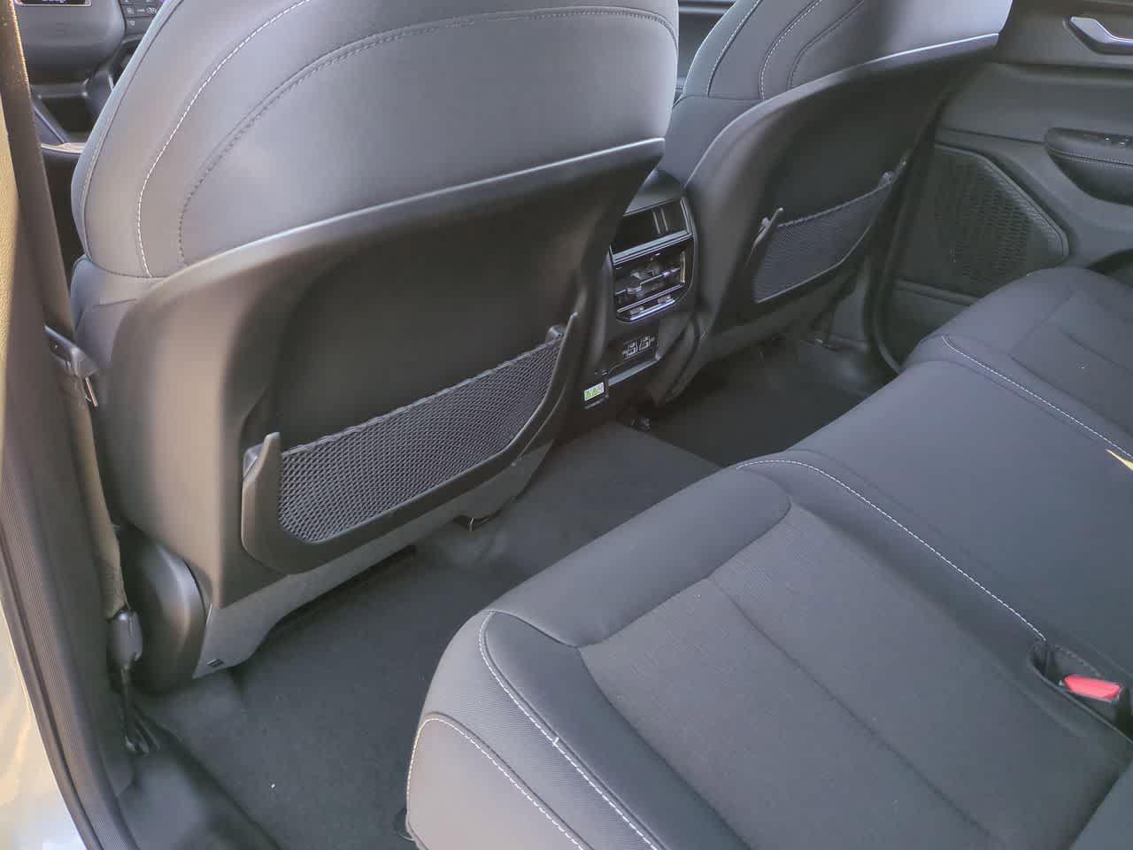 Thumbnail: 2025 Jeep Grand Cherokee - 19