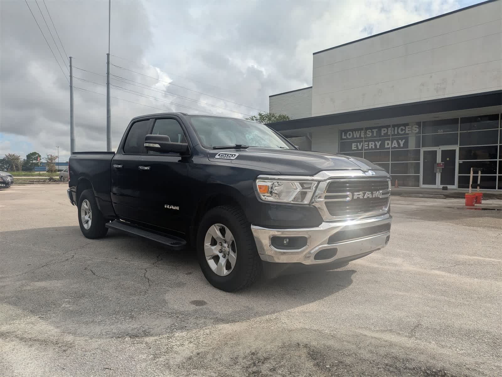 Thumbnail: 2020 RAM 1500 - 3