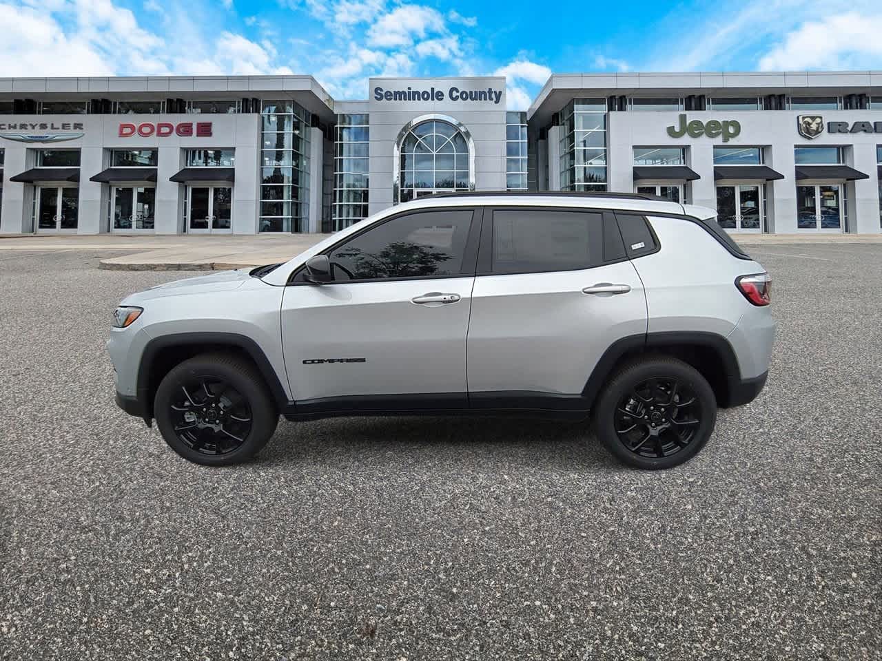 Thumbnail: 2025 Jeep Compass - 5