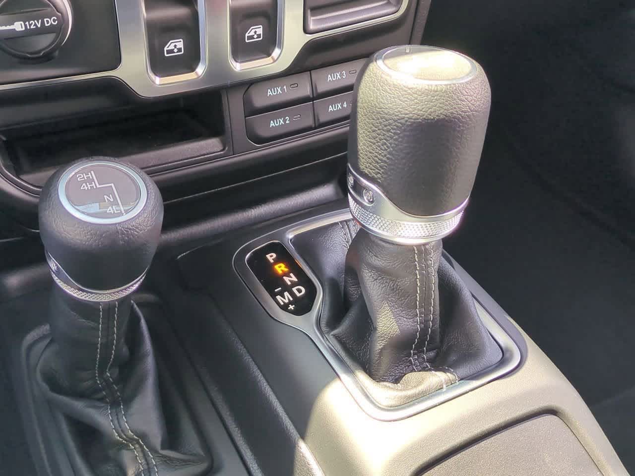 Thumbnail: 2025 Jeep Wrangler - 31