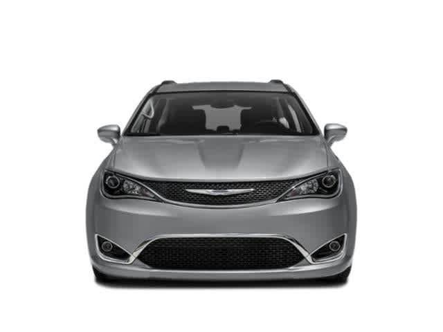 Thumbnail: 2019 Chrysler Pacifica - 4