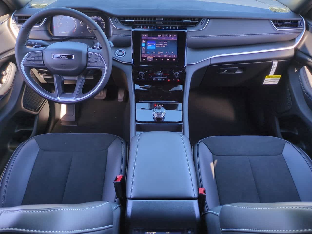 Thumbnail: 2025 Jeep Grand Cherokee L - 15