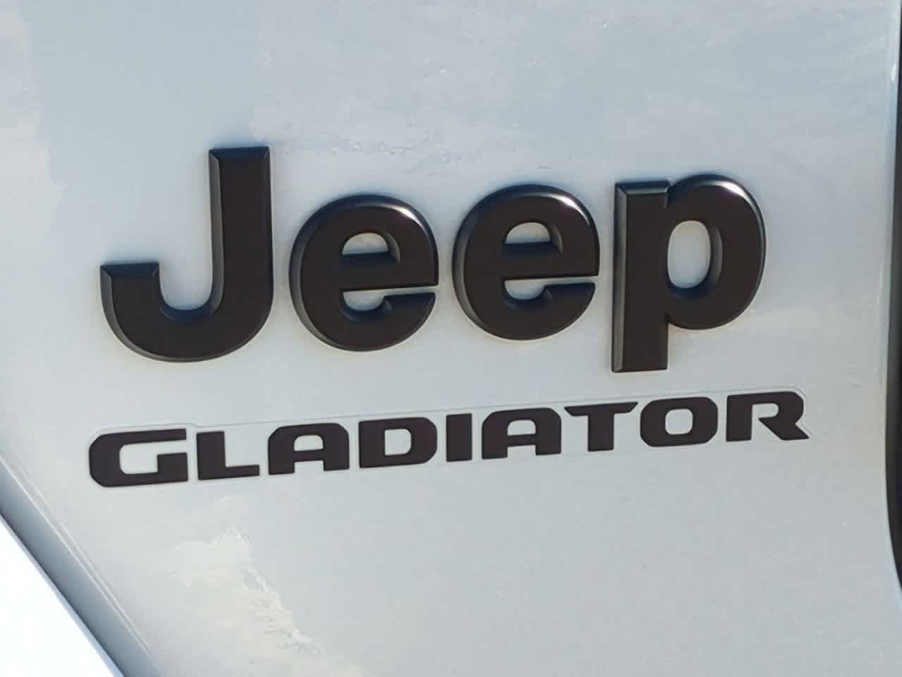 Thumbnail: 2022 Jeep Gladiator - 12