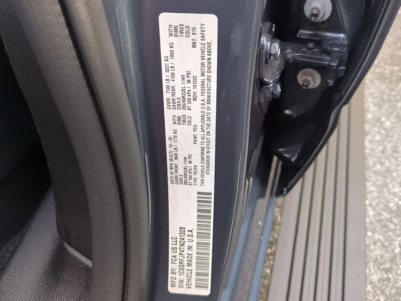 Thumbnail: 2026 RAM 1500 - 37