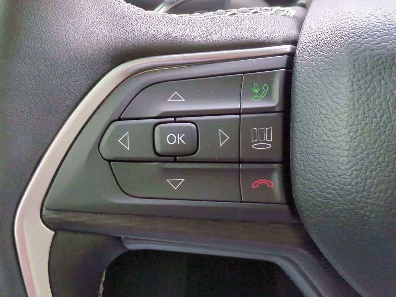 Thumbnail: 2025 Jeep Grand Cherokee - 25