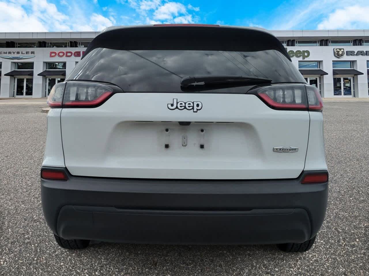 Thumbnail: 2021 Jeep Cherokee - 7