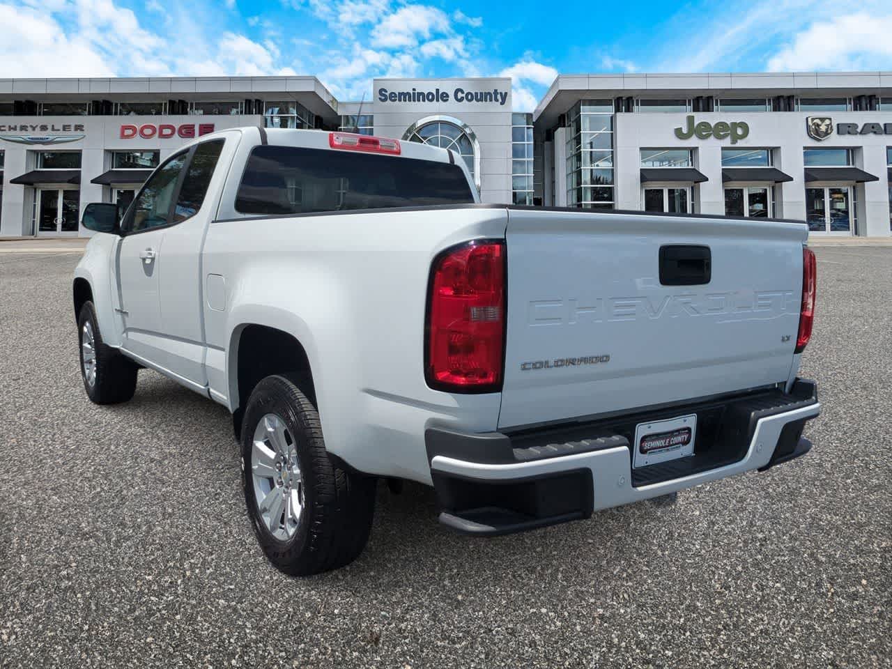 Thumbnail: 2022 Chevrolet Colorado - 6