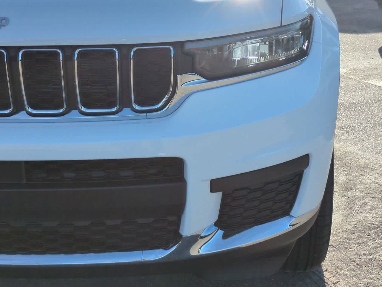 Thumbnail: 2025 Jeep Grand Cherokee L - 11