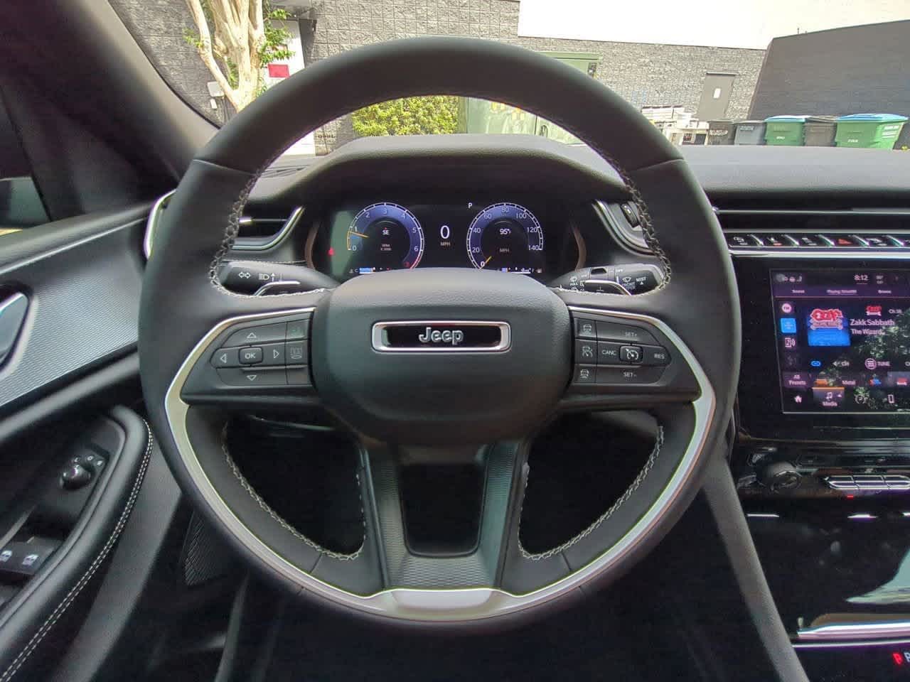 Thumbnail: 2025 Jeep Grand Cherokee L - 23