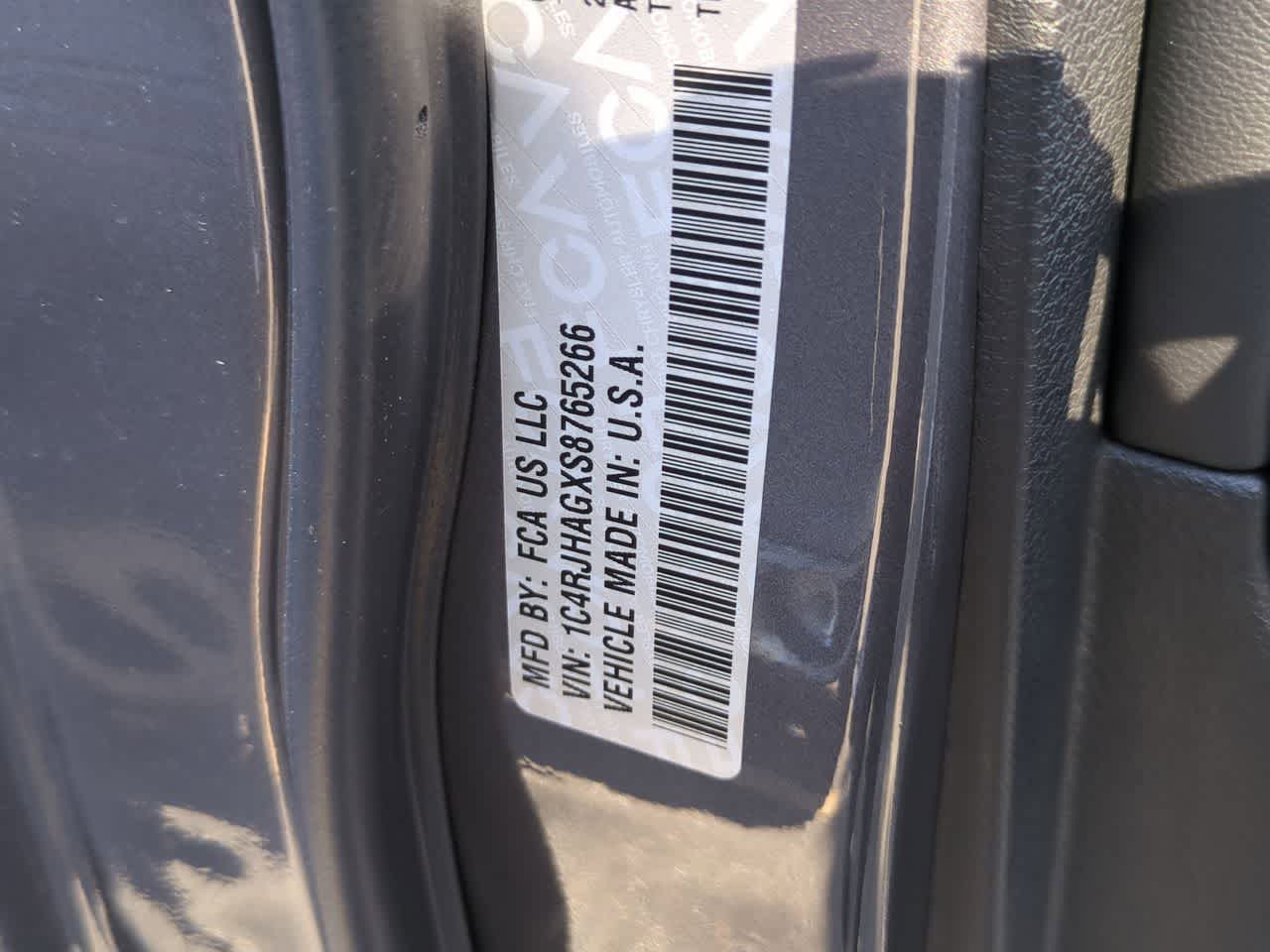 Thumbnail: 2025 Jeep Grand Cherokee - 37