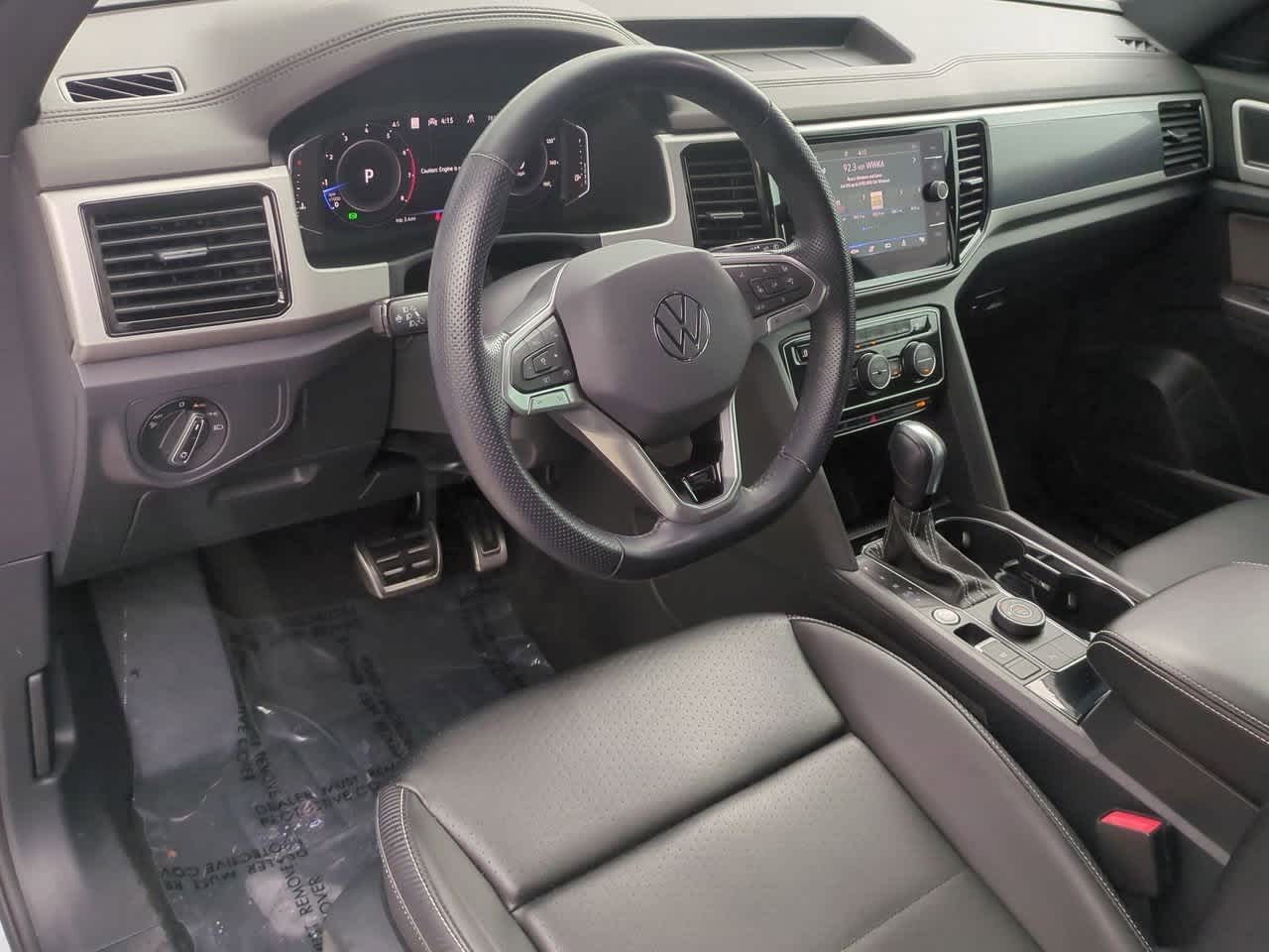 Thumbnail: 2023 Volkswagen Atlas - 10