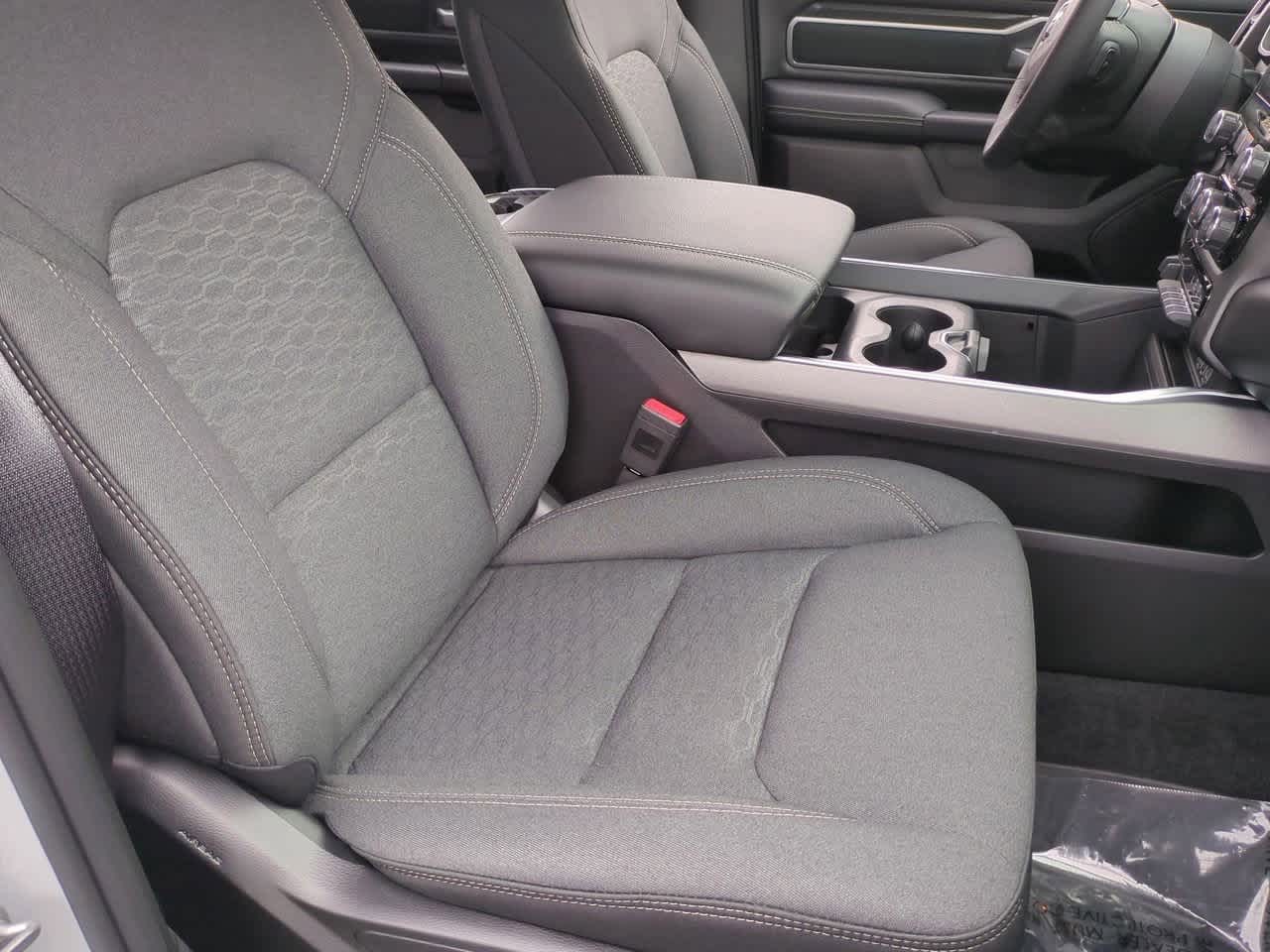 Thumbnail: 2026 RAM 1500 - 21