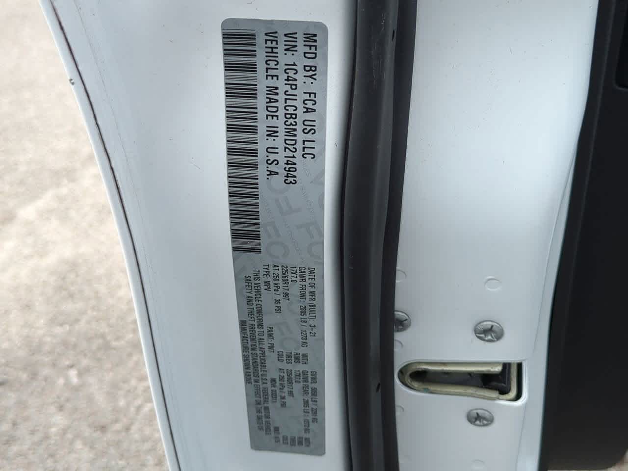 Thumbnail: 2021 Jeep Cherokee - 34