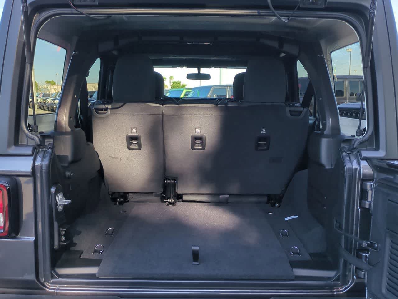 Thumbnail: 2026 Jeep Wrangler - 33