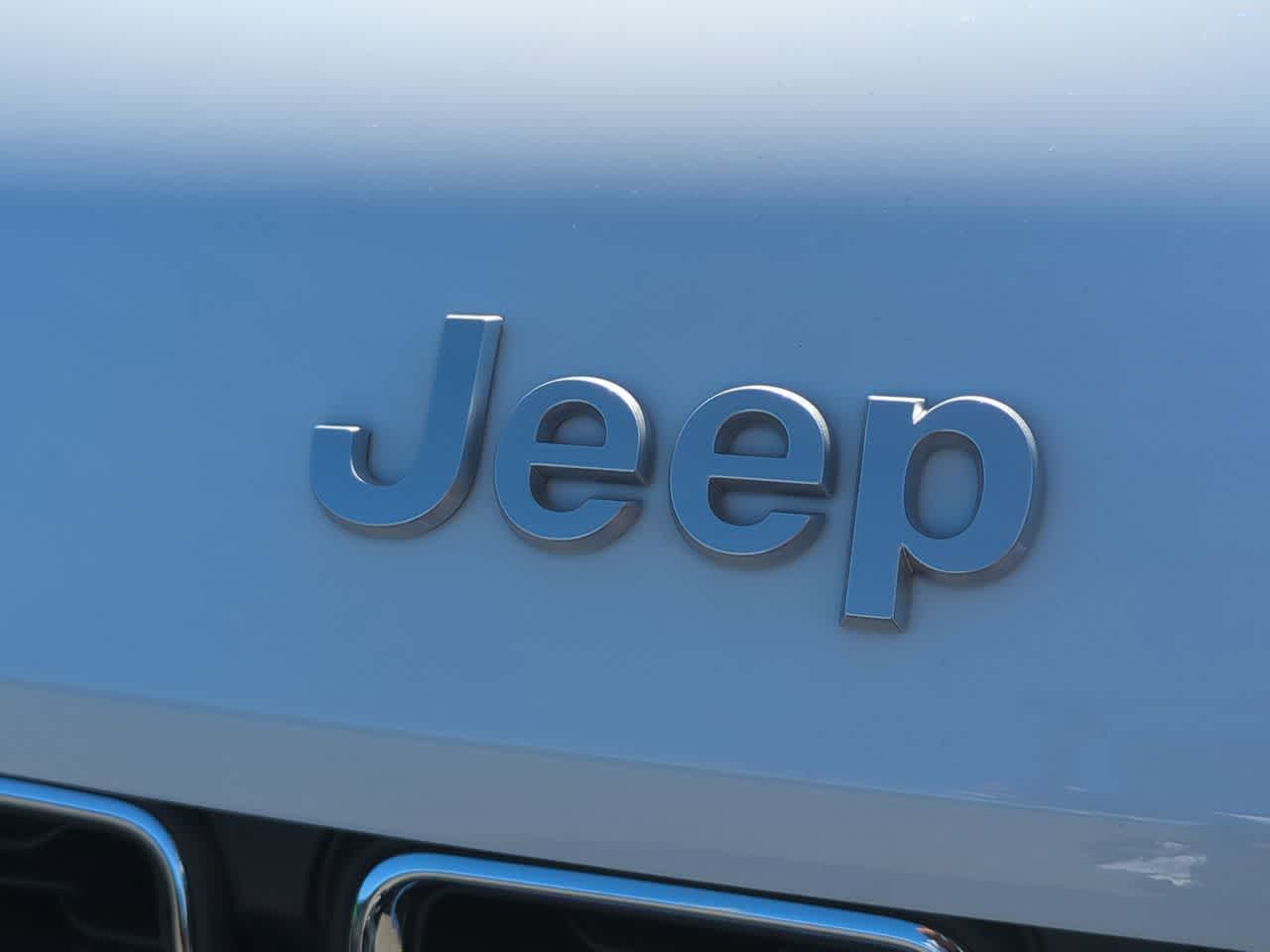 Thumbnail: 2025 Jeep Grand Cherokee L - 12