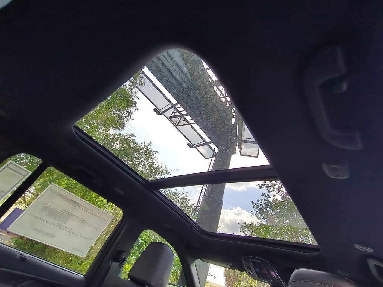 Thumbnail: 2025 Jeep Grand Cherokee - 23