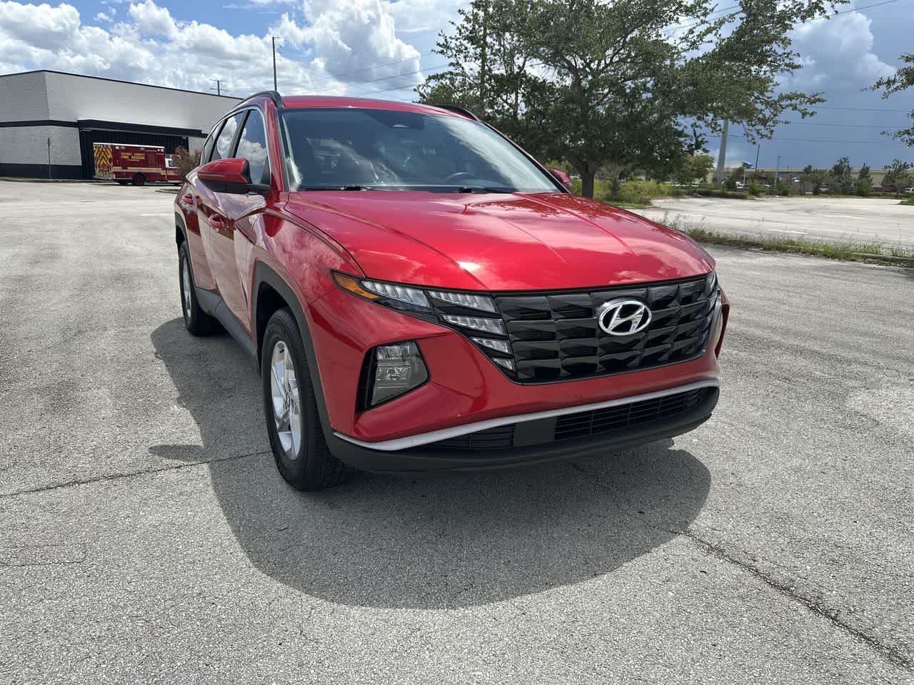 Thumbnail: 2023 Hyundai Tucson - 16