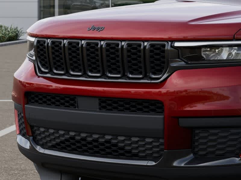 Thumbnail: 2025 Jeep Grand Cherokee L - 7