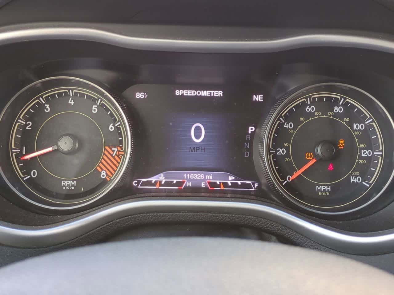 Thumbnail: 2015 Jeep Cherokee - 33