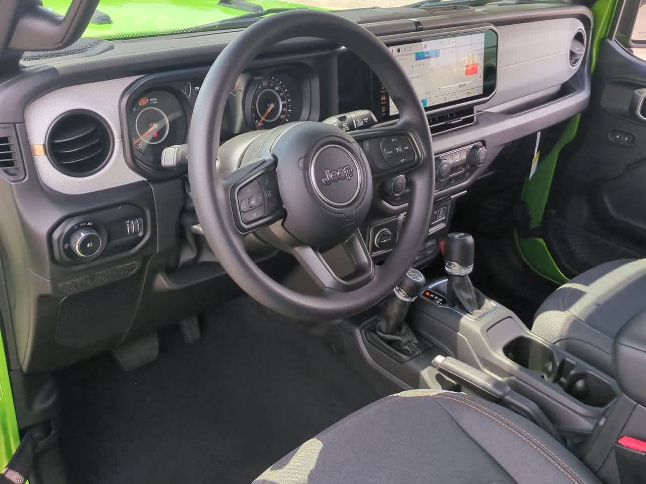 Thumbnail: 2025 Jeep Wrangler - 17