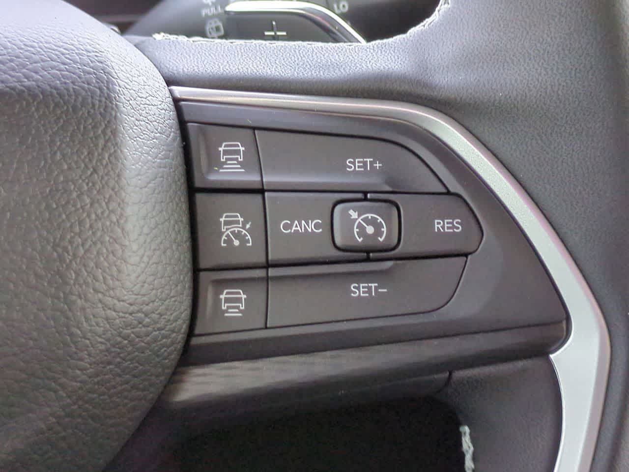 Thumbnail: 2025 Jeep Grand Cherokee L - 26