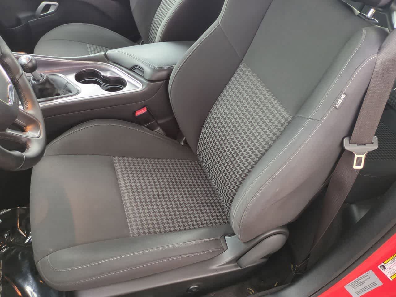 Thumbnail: 2017 Dodge Challenger - 17