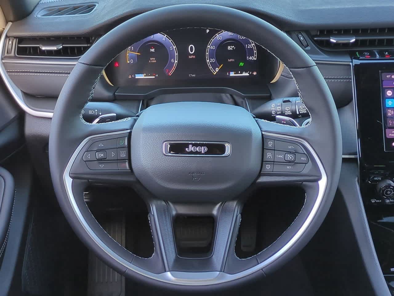 Thumbnail: 2025 Jeep Grand Cherokee - 24