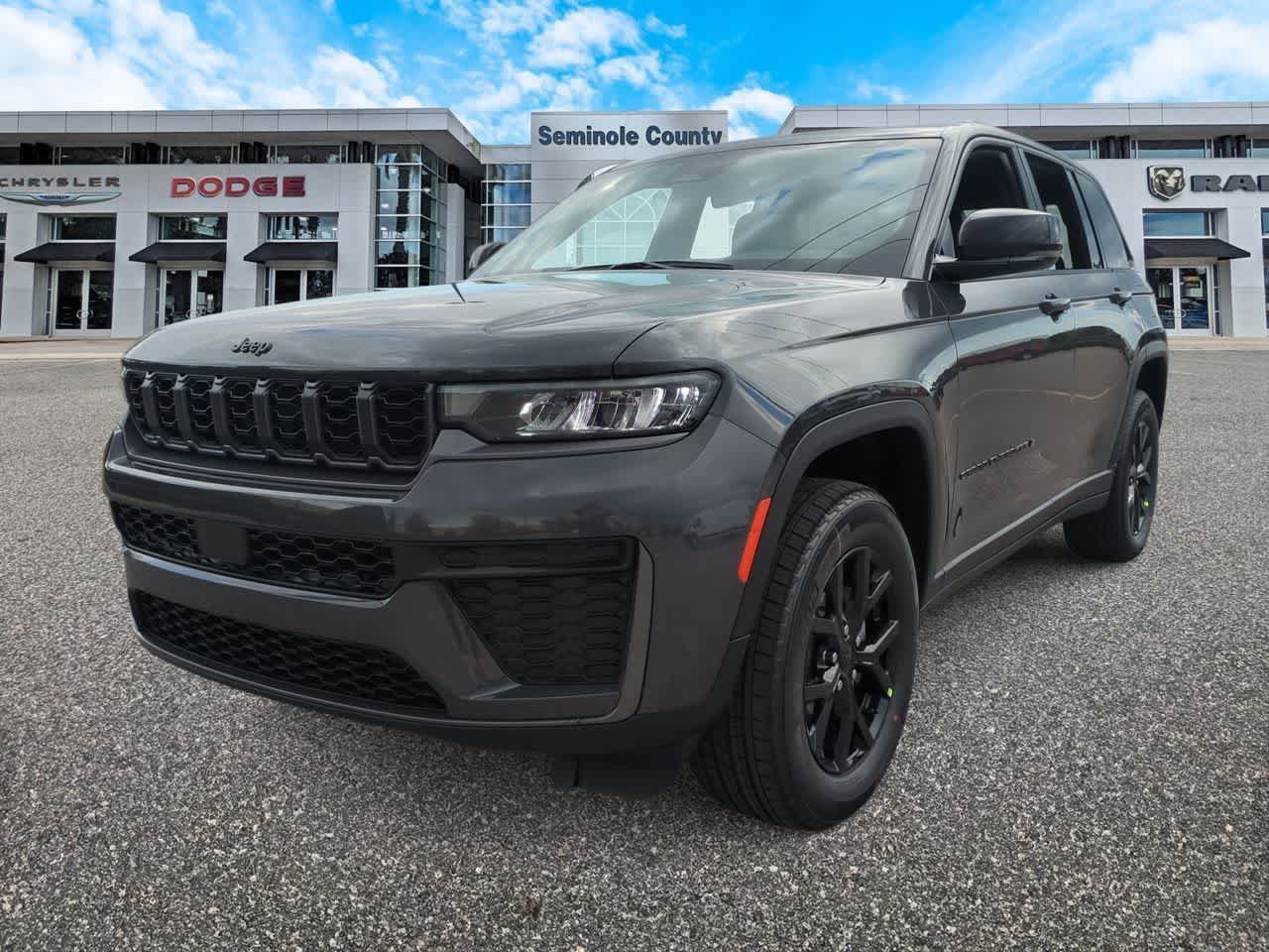 Thumbnail: 2026 Jeep Grand Cherokee - 4