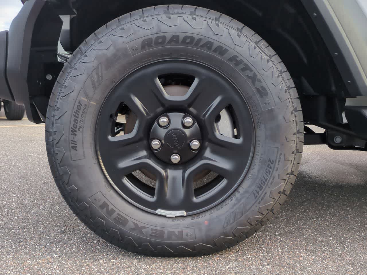 Thumbnail: 2026 Jeep Wrangler - 14