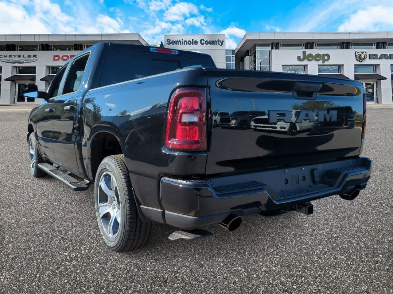 Thumbnail: 2026 RAM 1500 - 6