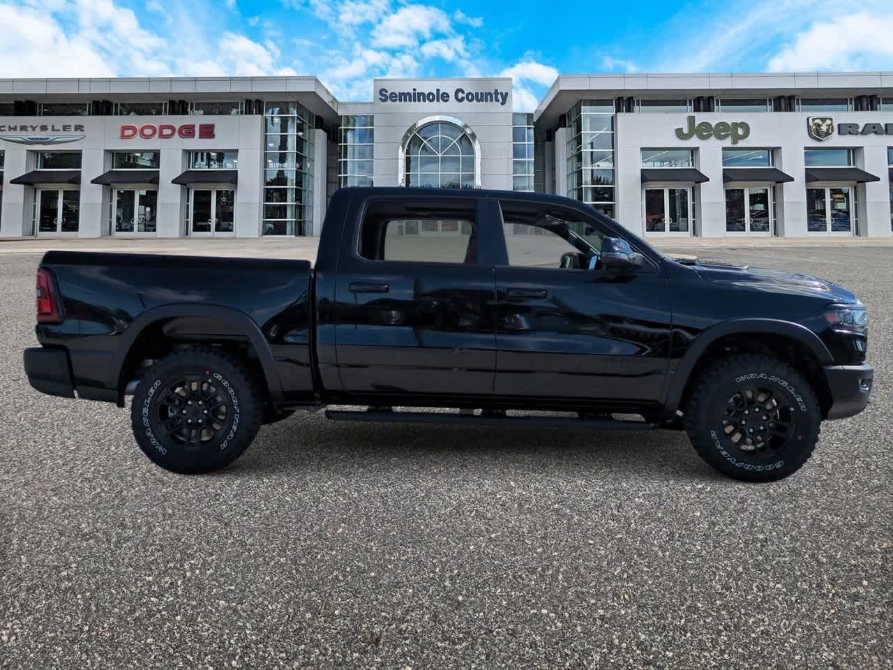 Thumbnail: 2026 RAM 1500 - 9