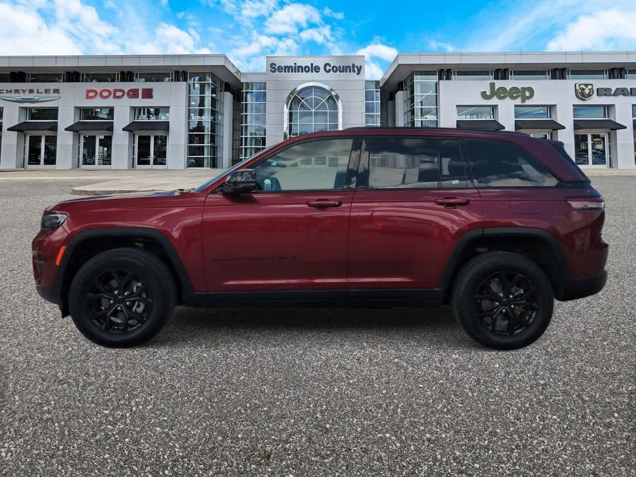 Thumbnail: 2024 Jeep Grand Cherokee - 5