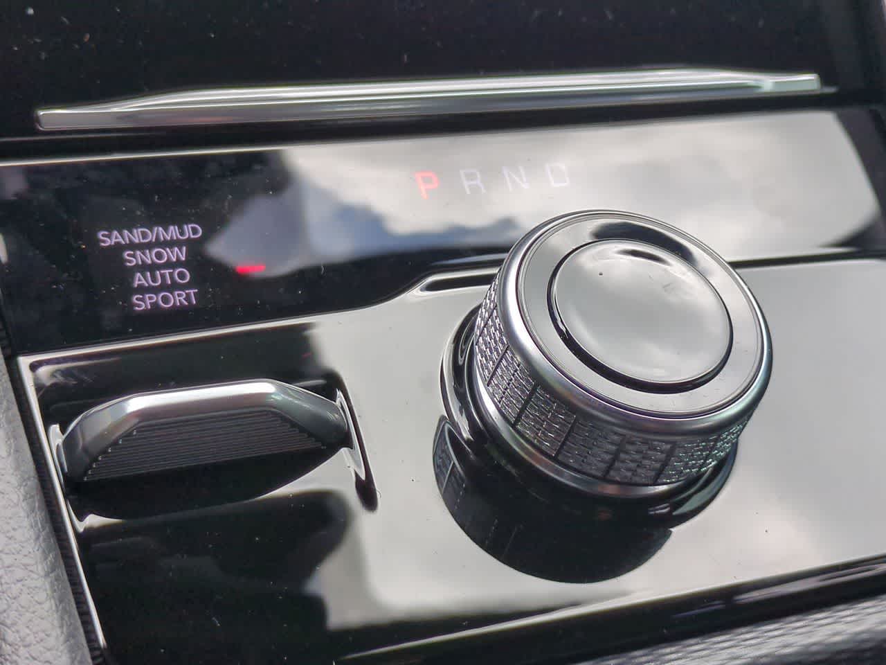 Thumbnail: 2026 Jeep Grand Cherokee - 34