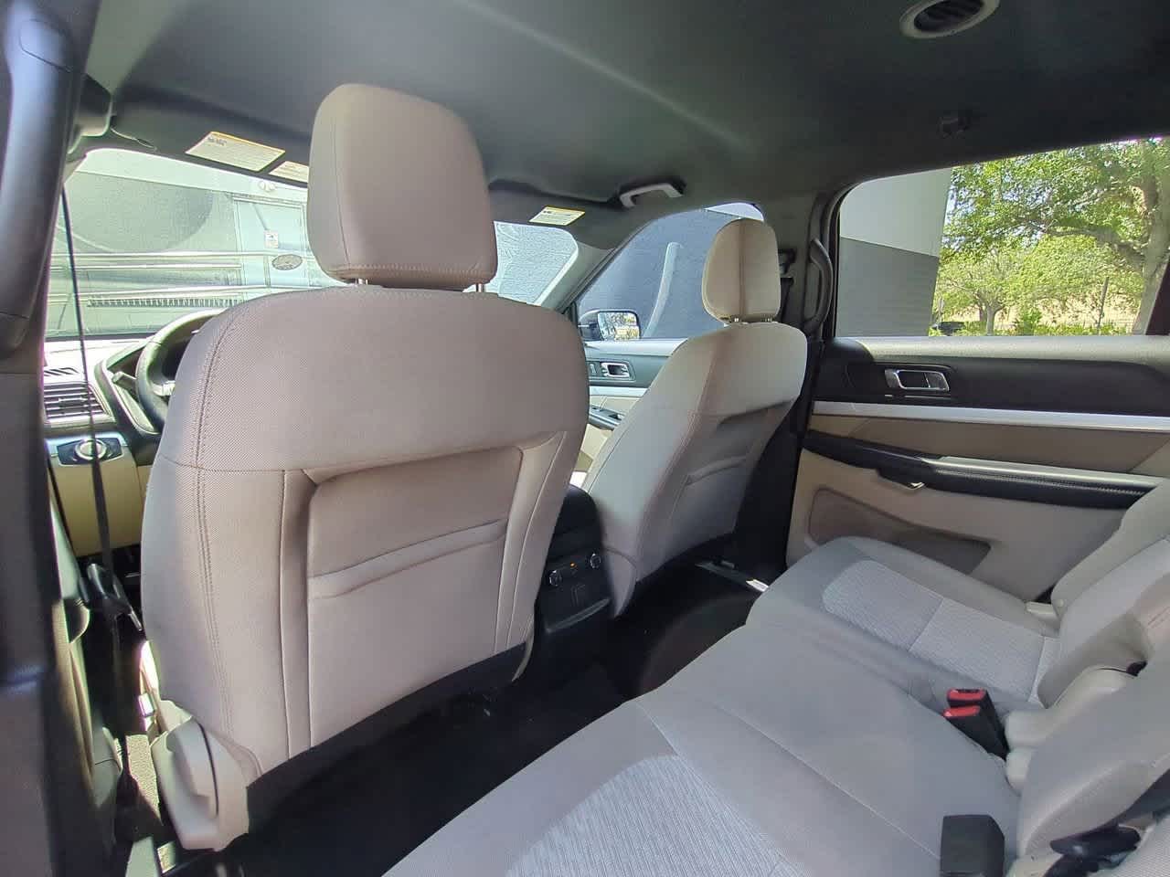 Thumbnail: 2018 Ford Explorer - 18
