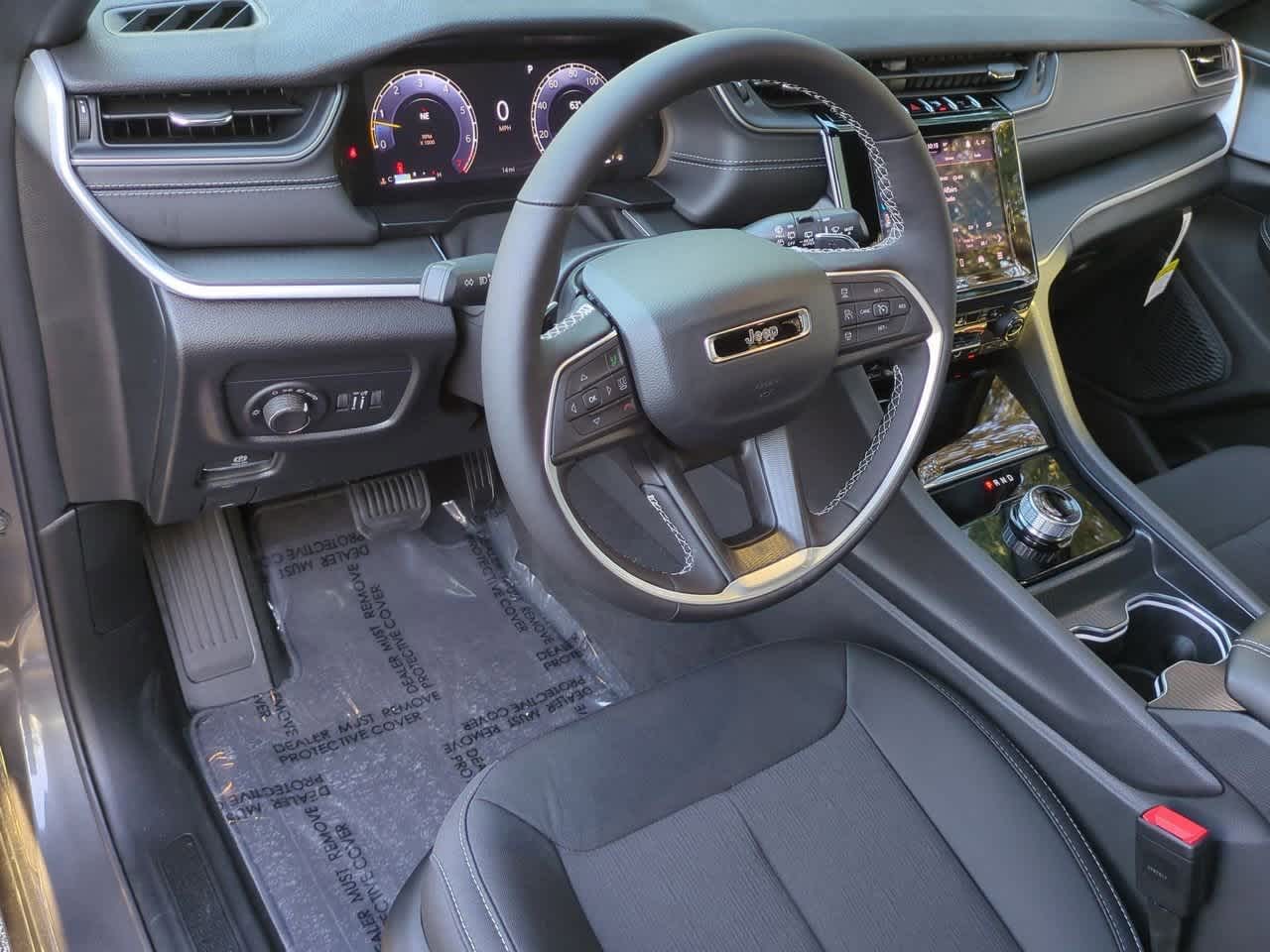 Thumbnail: 2025 Jeep Grand Cherokee L - 10