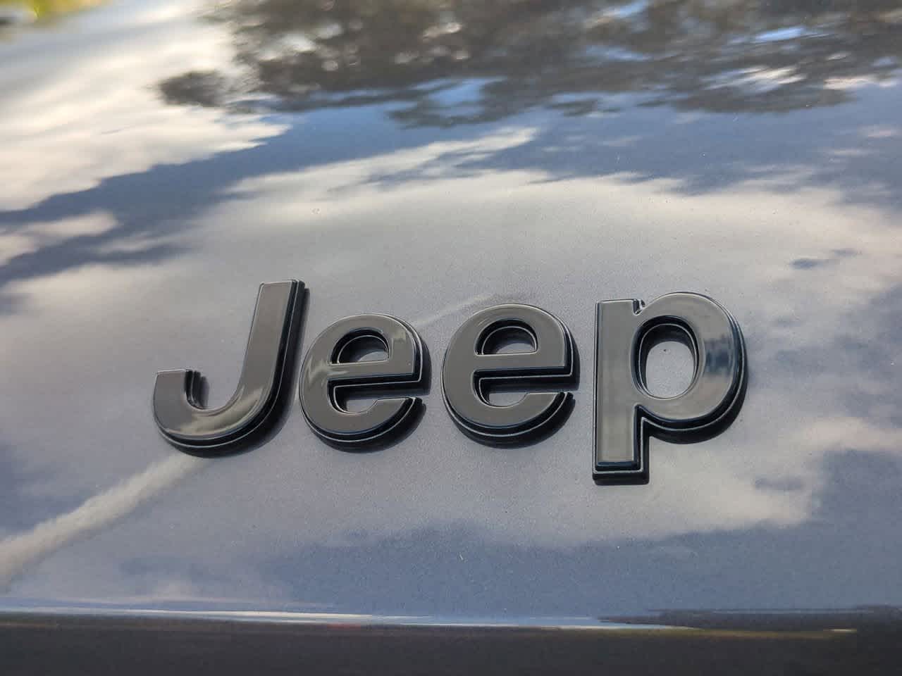 Thumbnail: 2025 Jeep Grand Cherokee L - 12