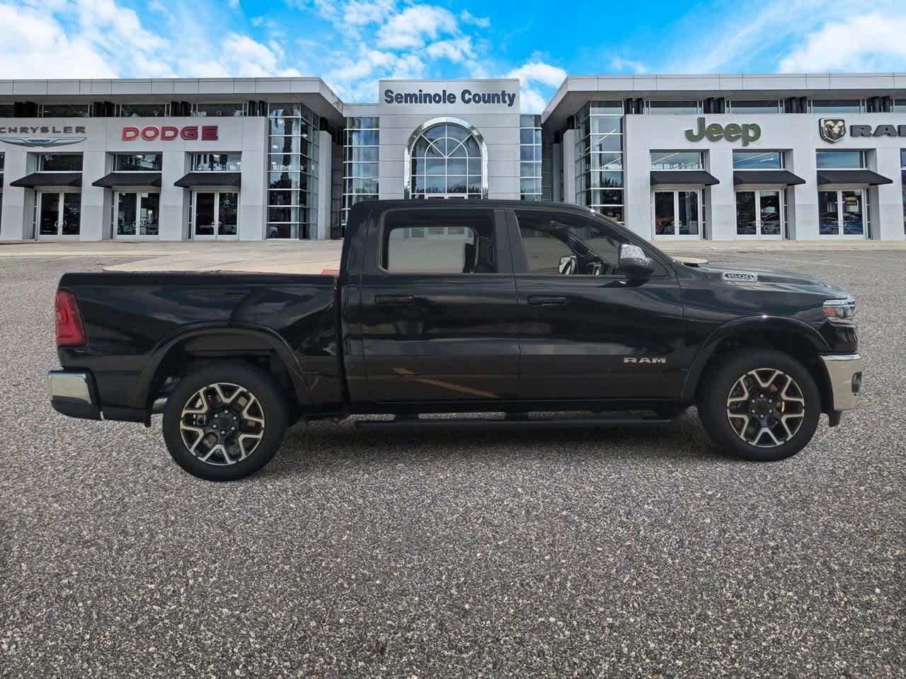 Thumbnail: 2026 RAM 1500 - 9