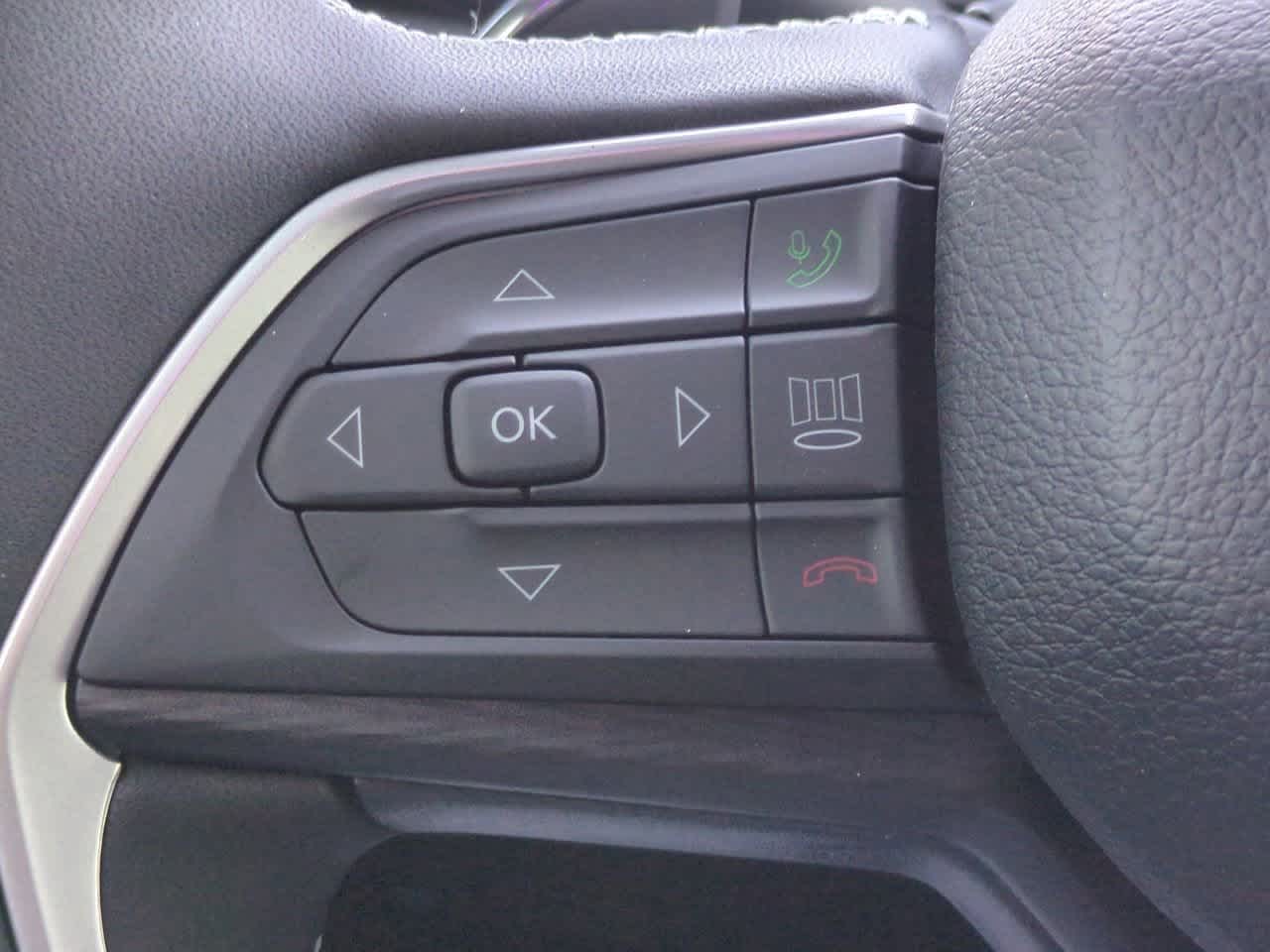 Thumbnail: 2025 Jeep Grand Cherokee - 25