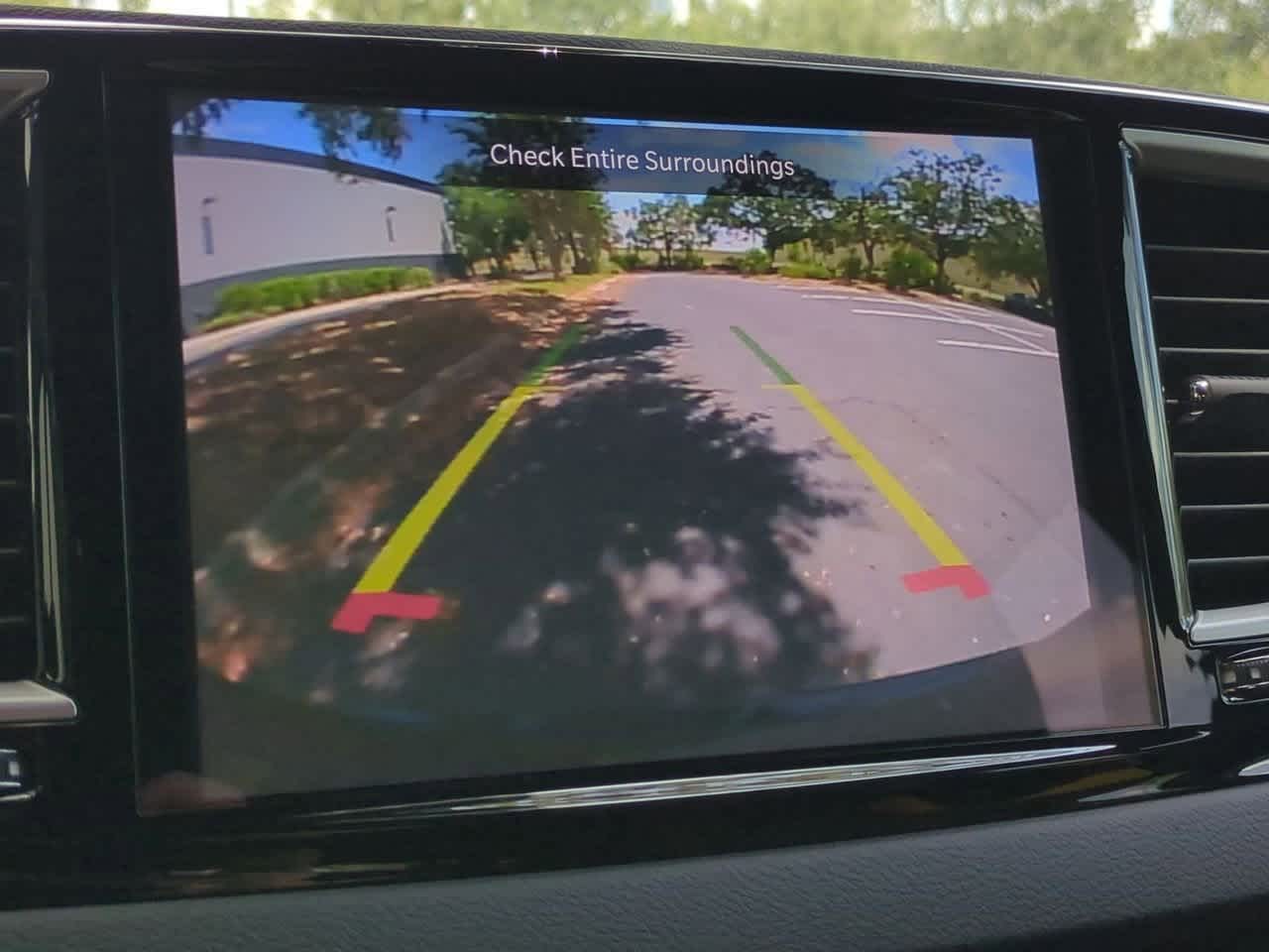 Thumbnail: 2026 Chrysler Voyager - 28