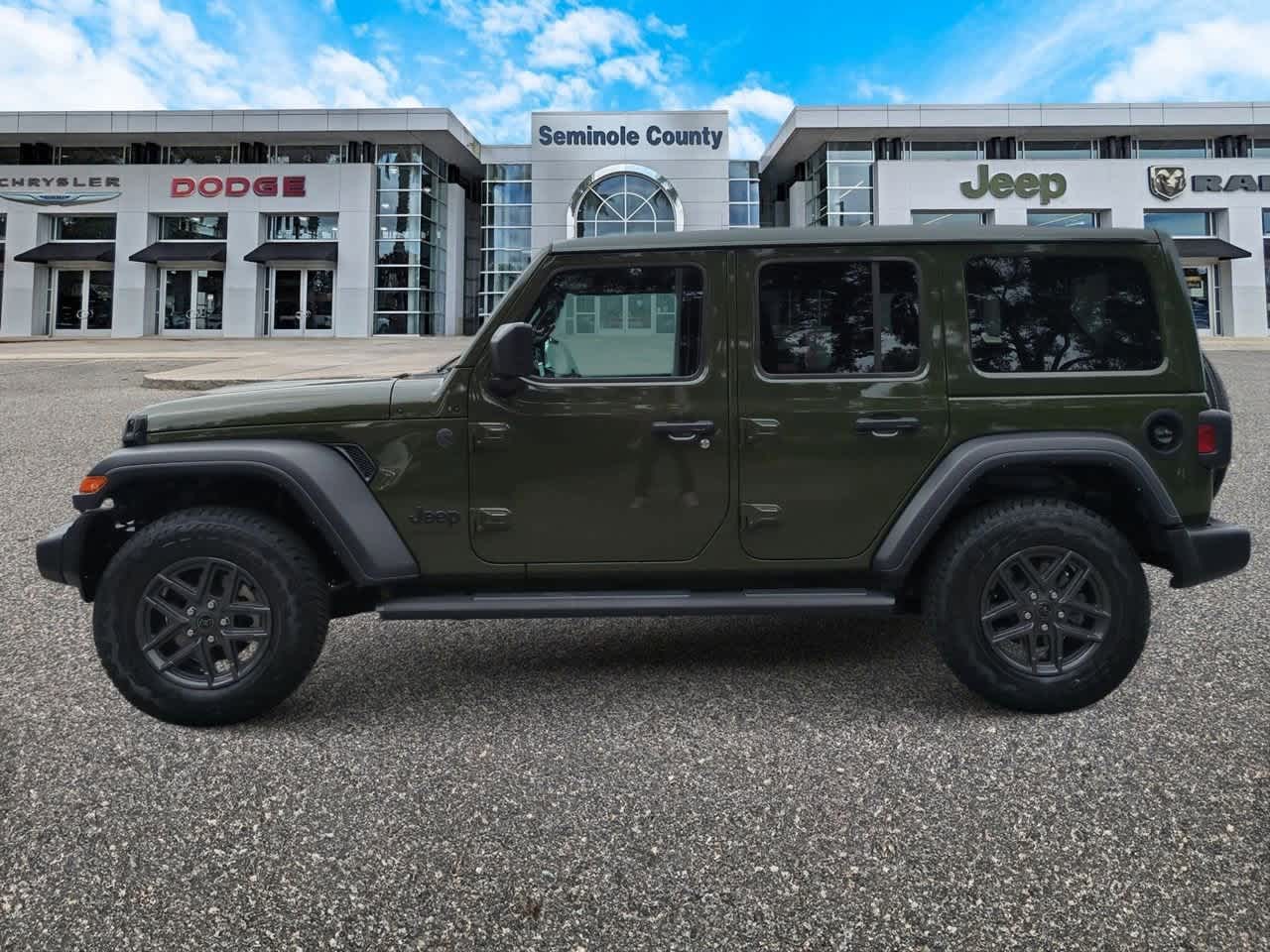 Thumbnail: 2024 Jeep Wrangler - 5