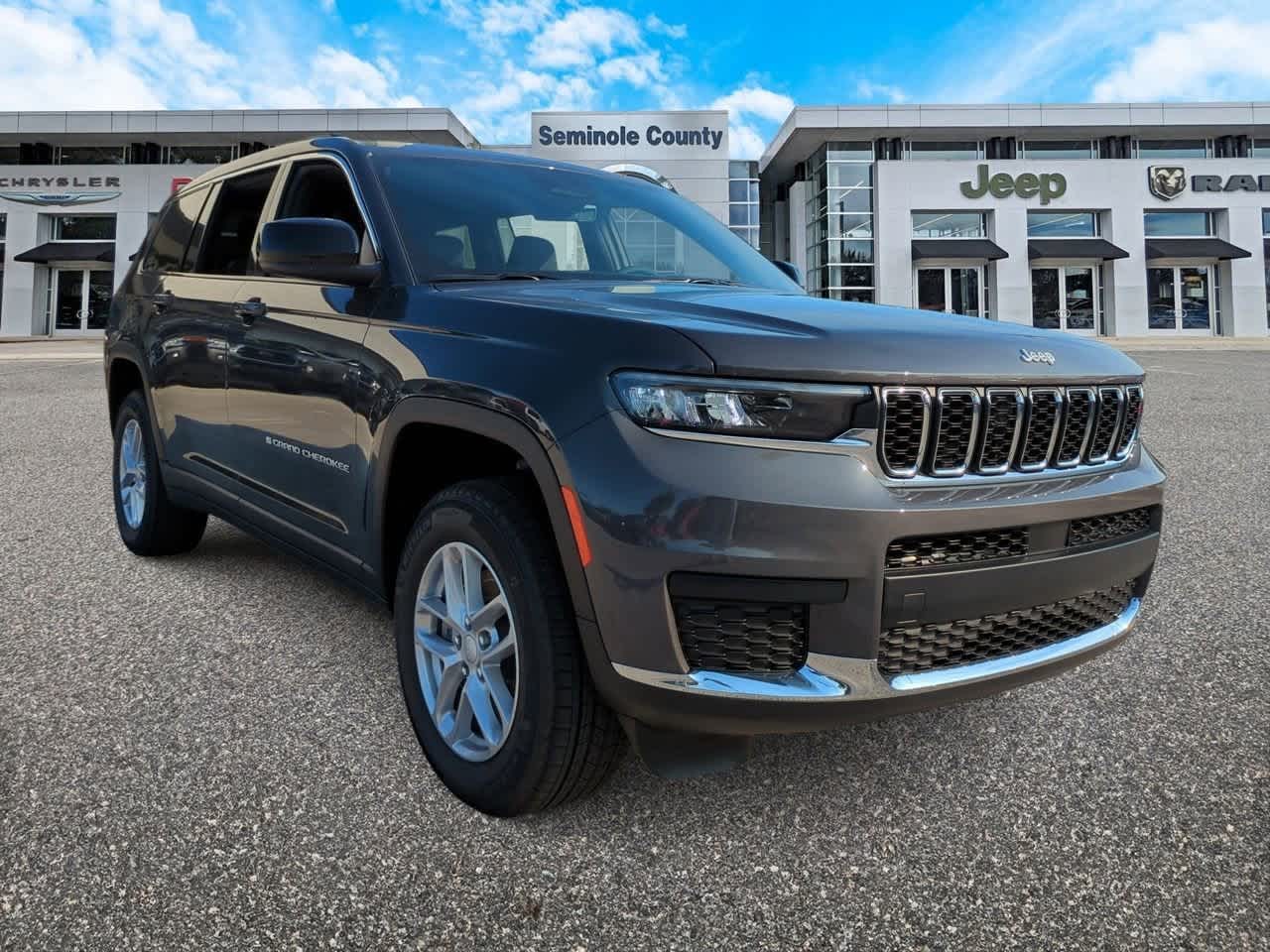 Thumbnail: 2025 Jeep Grand Cherokee L - 2